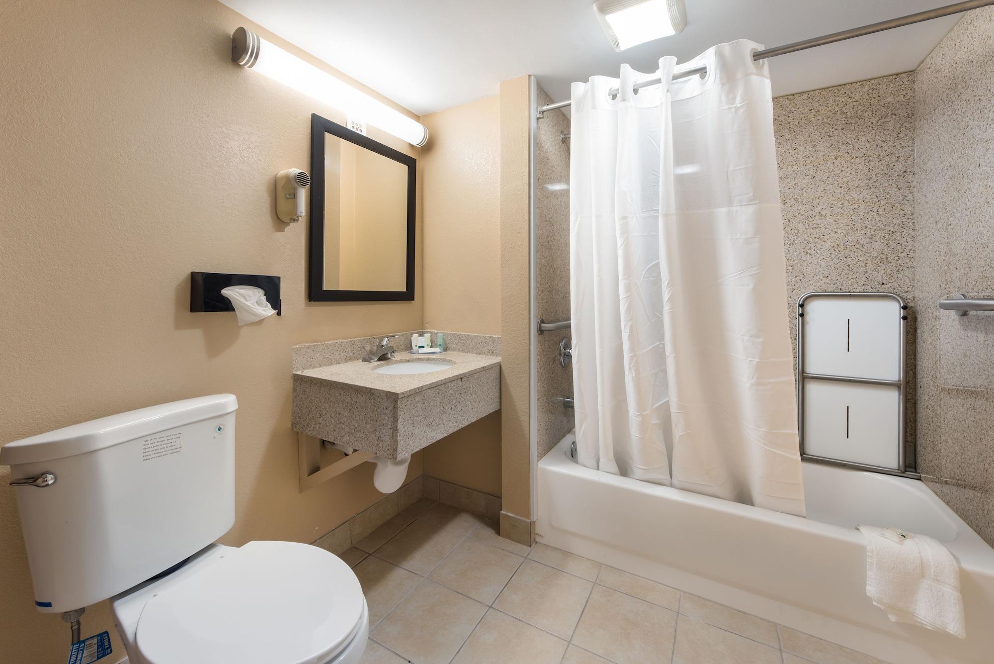 Quality Inn & Suites Cincinnati Eksteriør bilde