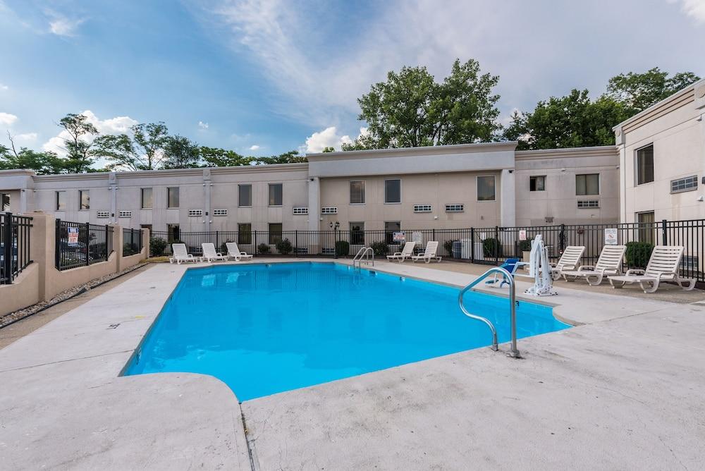 Quality Inn & Suites Cincinnati Eksteriør bilde