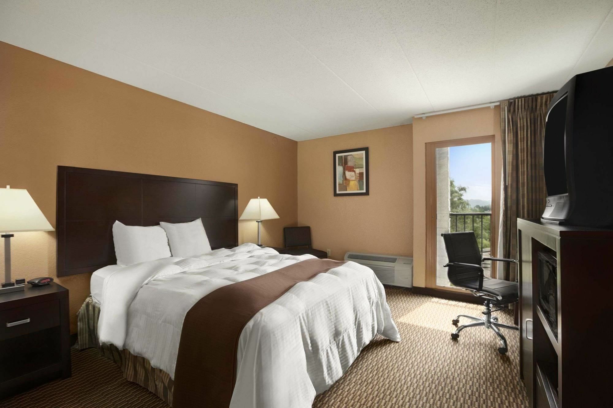 Quality Inn & Suites Cincinnati Eksteriør bilde